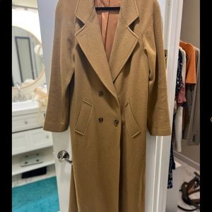 Mario De Pinto camel coat size 8